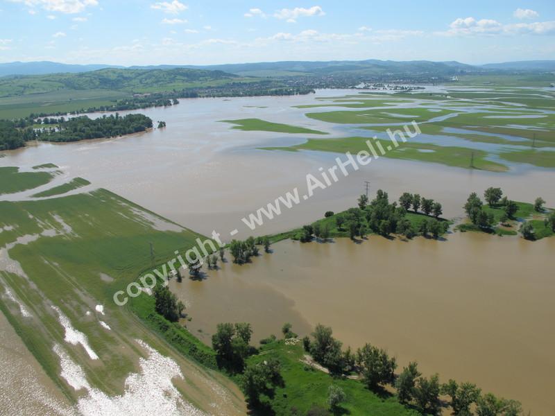 Kárfelmérés, Árvízvédelem, Sajtó: árvíz