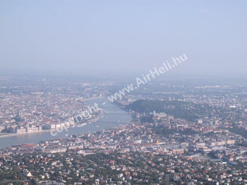 Helikopteres repülés Budapest felett, 2012. augusztus: 