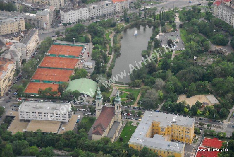 Helikopteres városnézés, 2010. május Ajándék utalvány: budapest