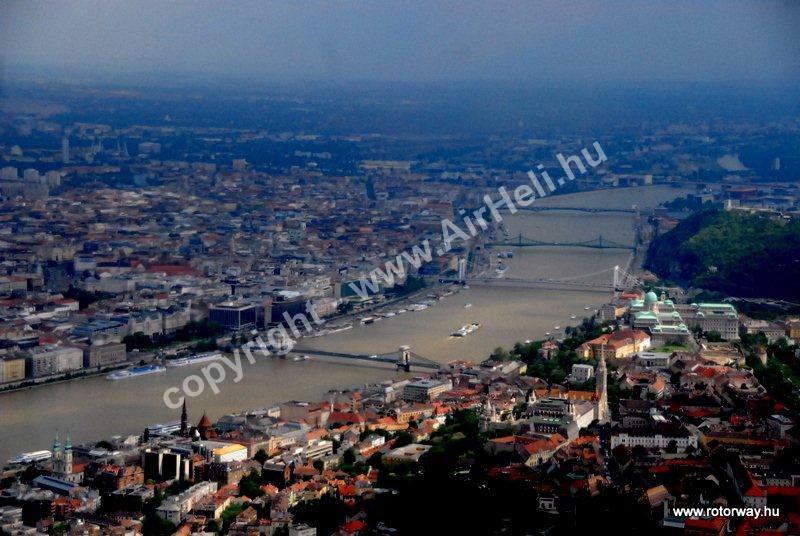 Helikopteres városnézés, 2010. május Ajándék utalvány: budapest, hidak