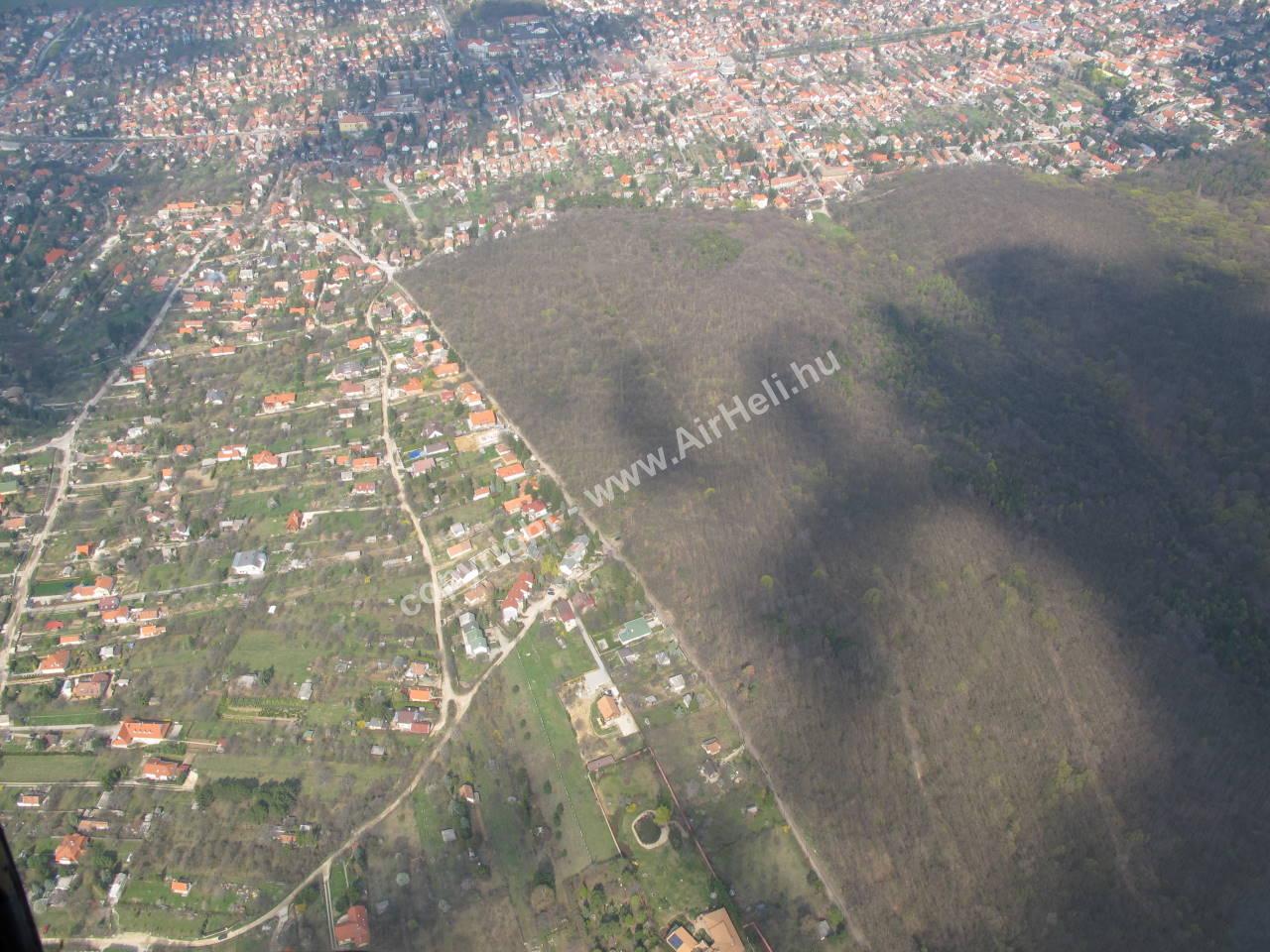 2010. április - helikopteres városnézés: Budakeszi, helikopter