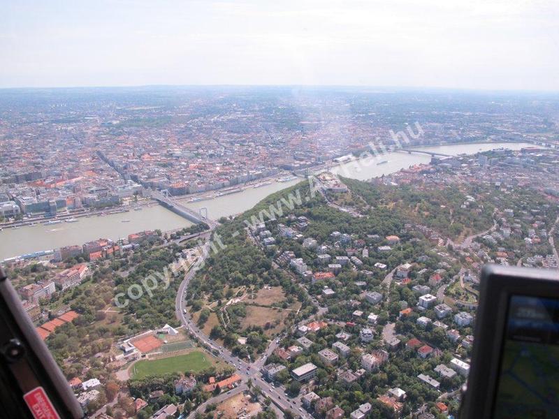 Helikopteres Budapest városnézés, 2012. július: 