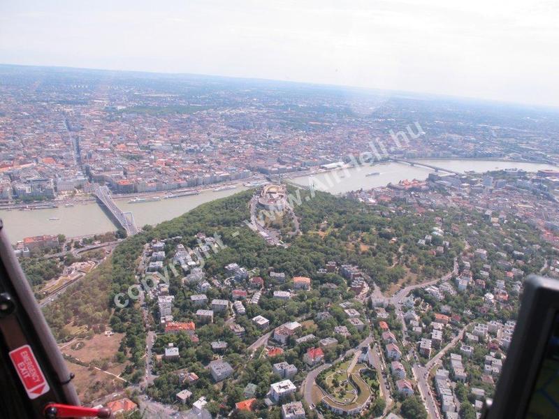 Helikopteres Budapest városnézés, 2012. július: 