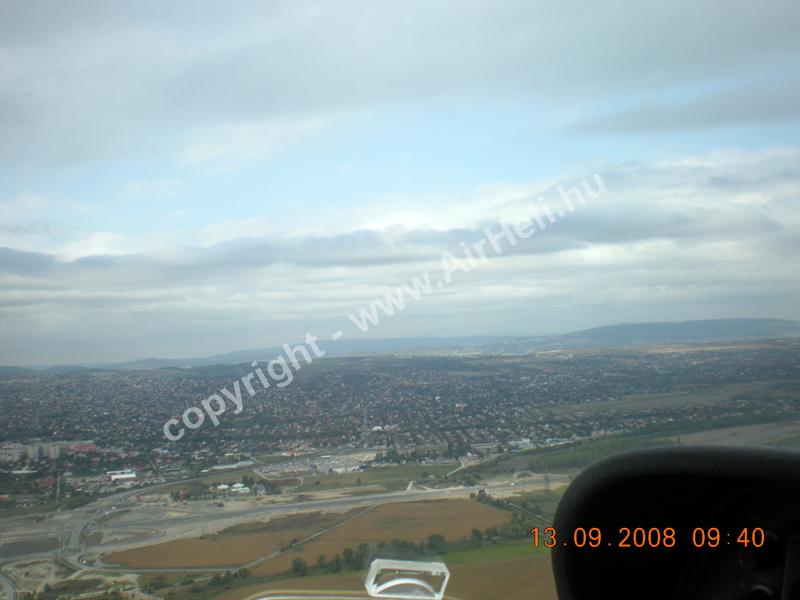 2008.09.14. Velencei-tó: A reptér felett